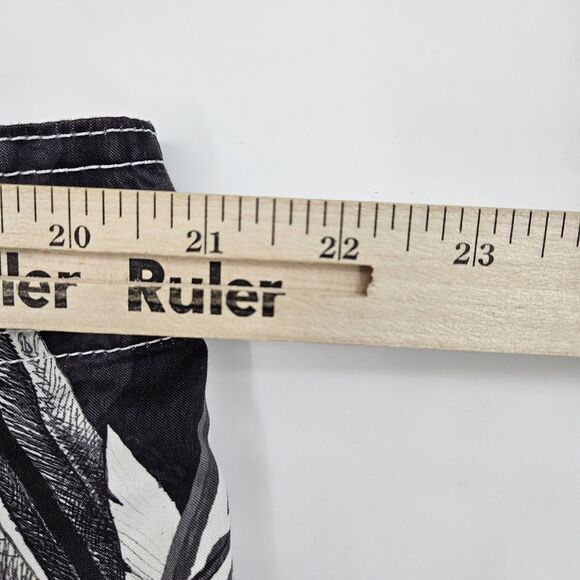 MMA Elite Fight Shorts Mens Extra Large Wrestle Board Shorts Skulls Wings Grunge - Picture 5 of 13